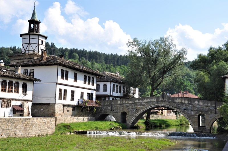 Den gamle stenbro i Tryavna, Bulgarien