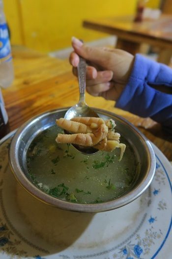 Suppe med hønsefødder