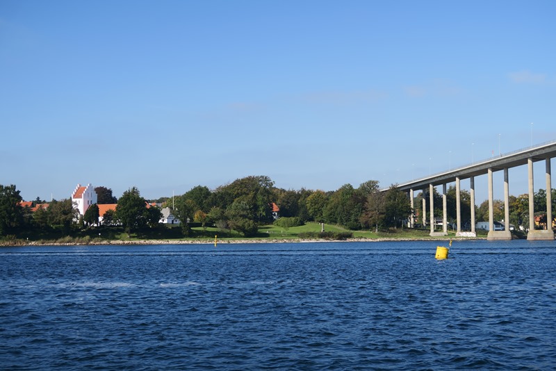 Svendborgsundbroen og St. Jørgens kirke