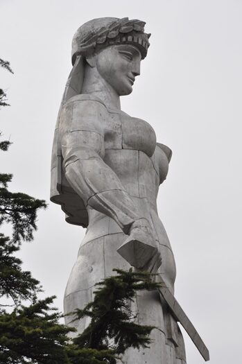 Statue i Tblisi i Georgien