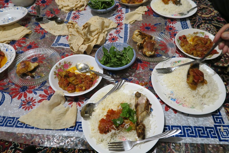 Aftensmad i privat hjem i Iran