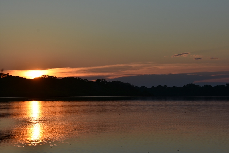 Fin solnedgang i Amazonas