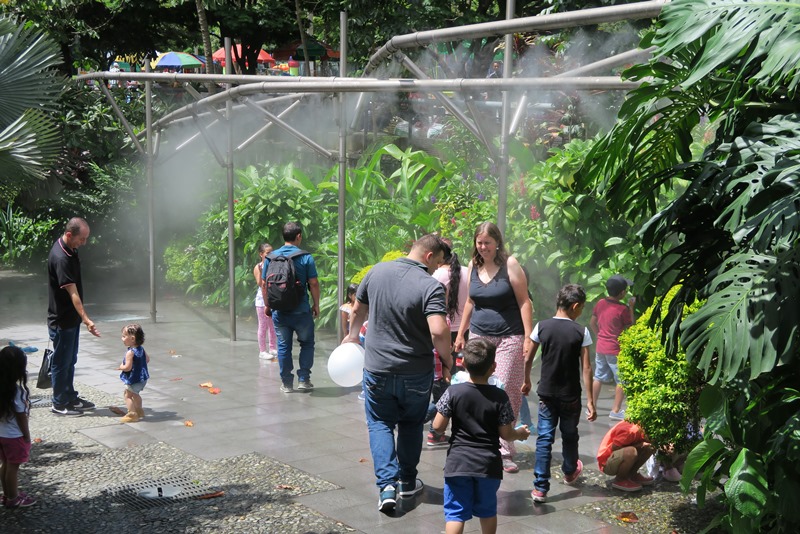 Afkøing i gaderne, Medellin, Colombia