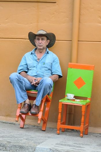 Sådan vipper de på stolene i Jardín, Colombia