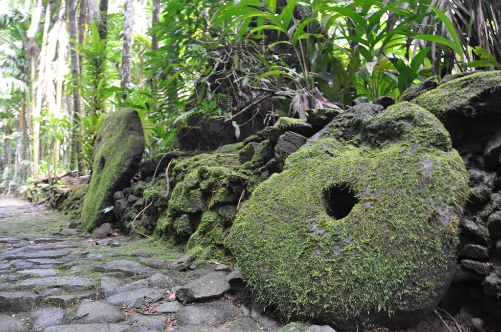 Yap – Island of Stone Money