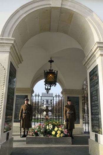 Den ukendte soldats grav, Warszawa