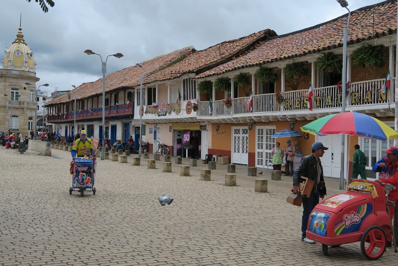 Smuk plads, Colombia