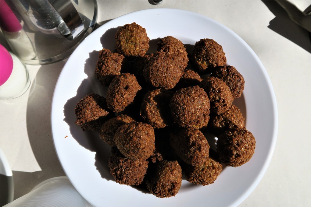 Spise med Price… på hebraisk