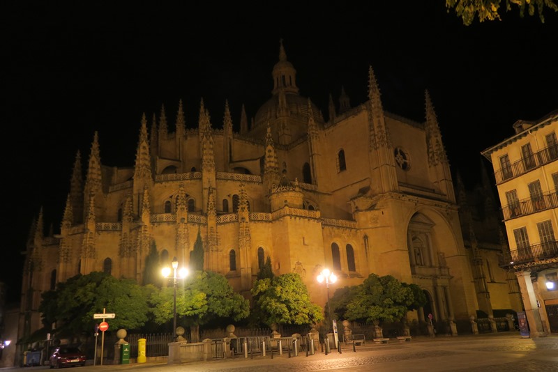 Segovia by night