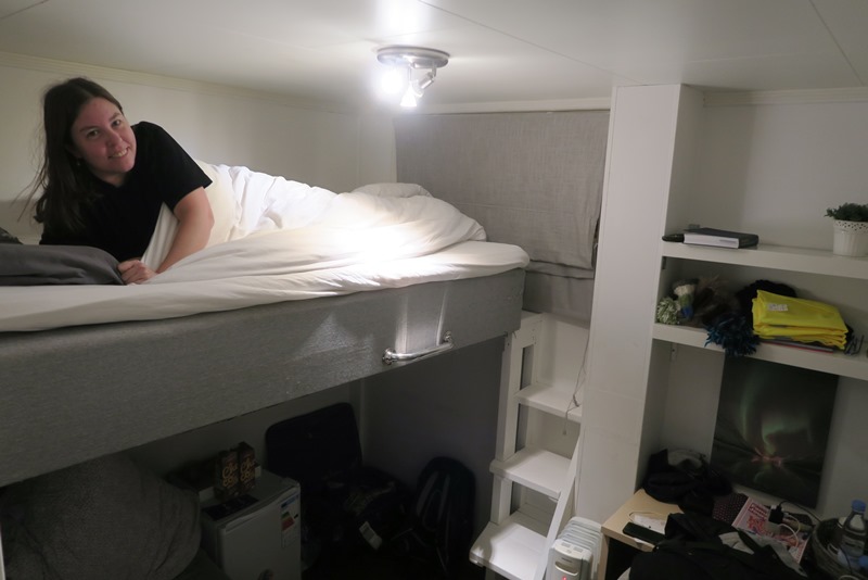 Vores meget lille seng i Tromsø