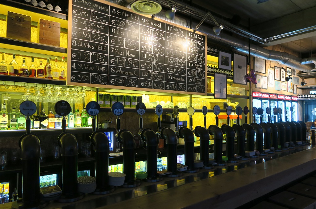 På ølbar i Tallinn