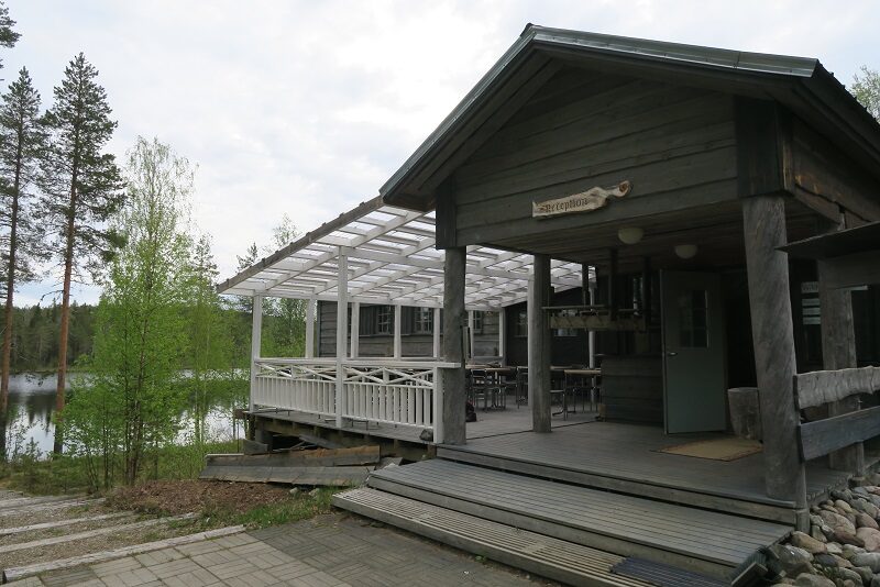 Wild Brown Bear Lodge, Finland