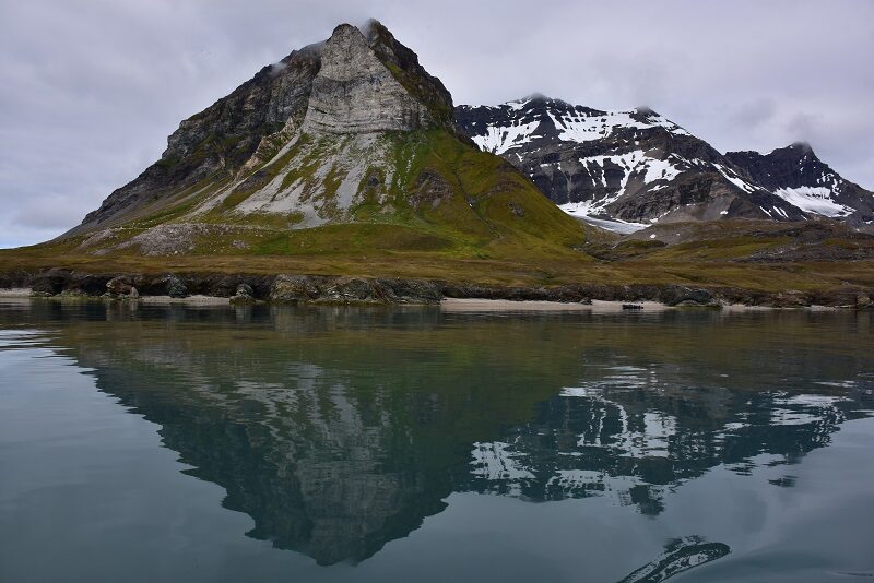 Flotte fjelde ved Alkehorn på Svalbard