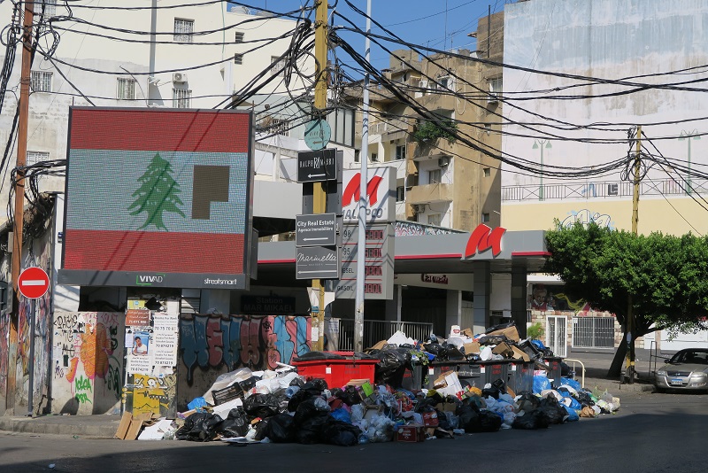 Affald i Beiruts gader