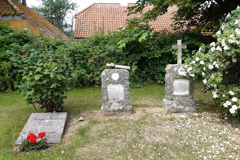 Den gamle kirkegård på Hirsholmene